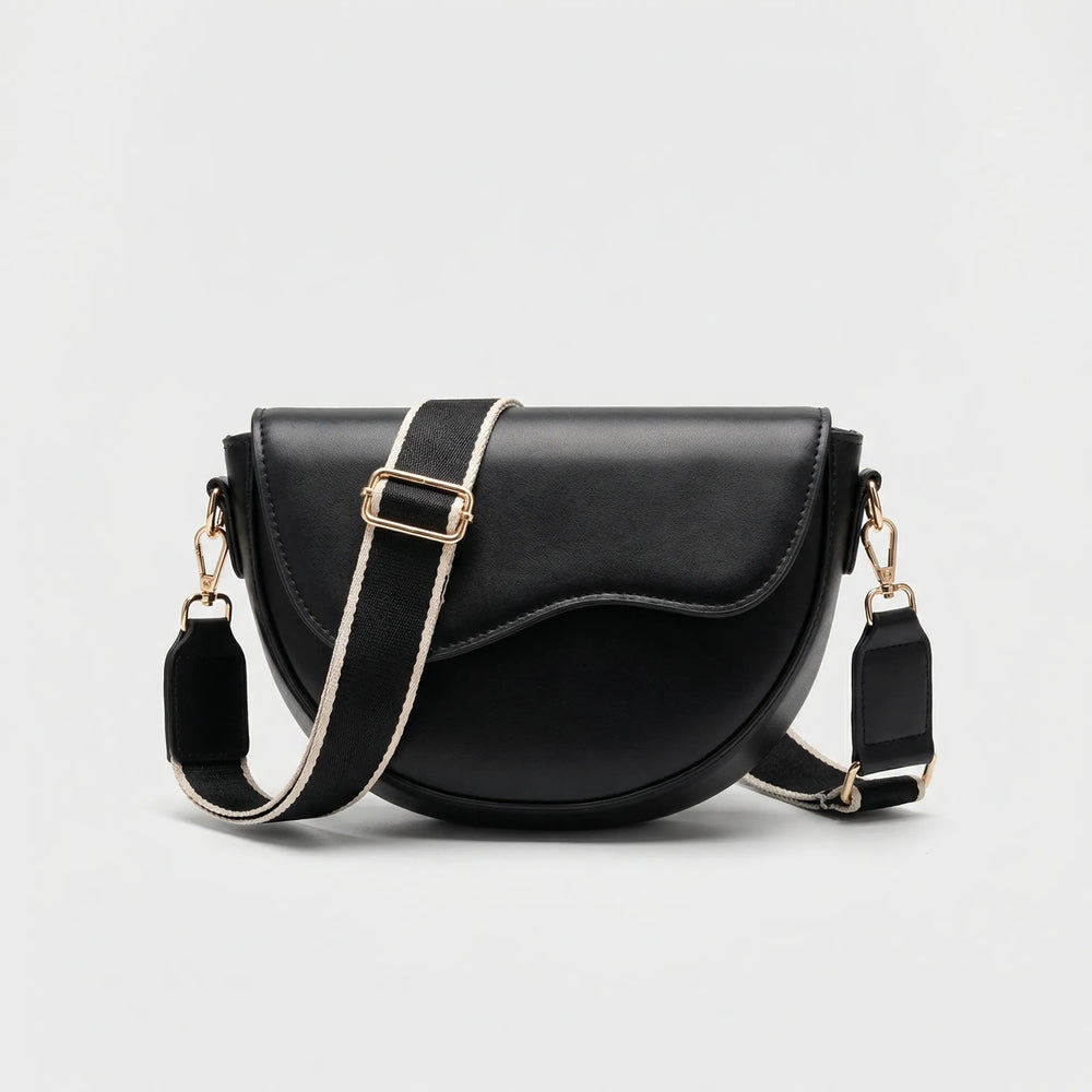 Saddlova - Vintage Flap Saddle Crossbody Bag Black