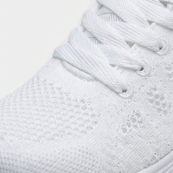Vellura - Lightweight Lace-Up Women's Sneaker