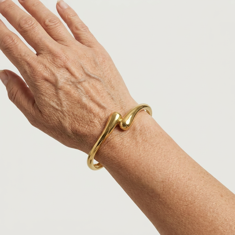 Teardova - Teardrop Shaped Open Cuff Bangle Gold