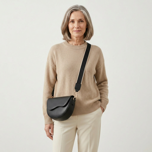 Saddlova - Vintage Flap Saddle Crossbody Bag