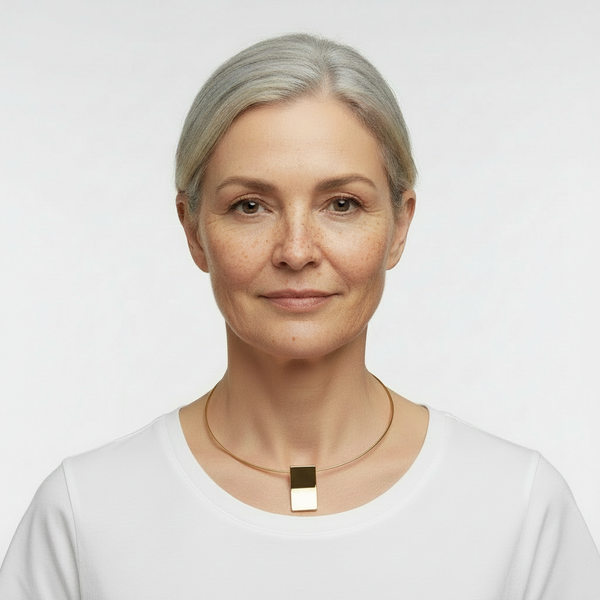 Squarelle - Geometric Square Pendant Choker Necklace
